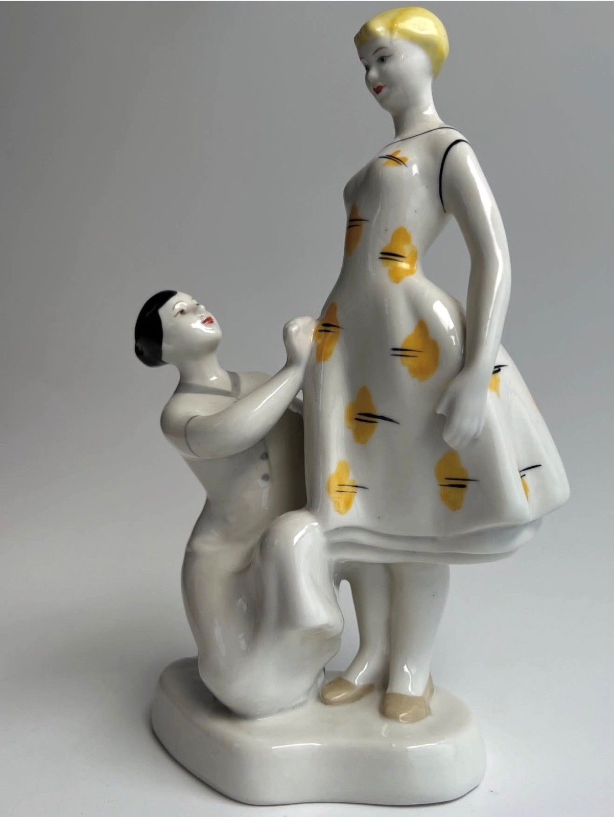 Vintage Soviet Porcelain Figurine Ukraine Polonne Tailor Woman Dress fitting LFZ