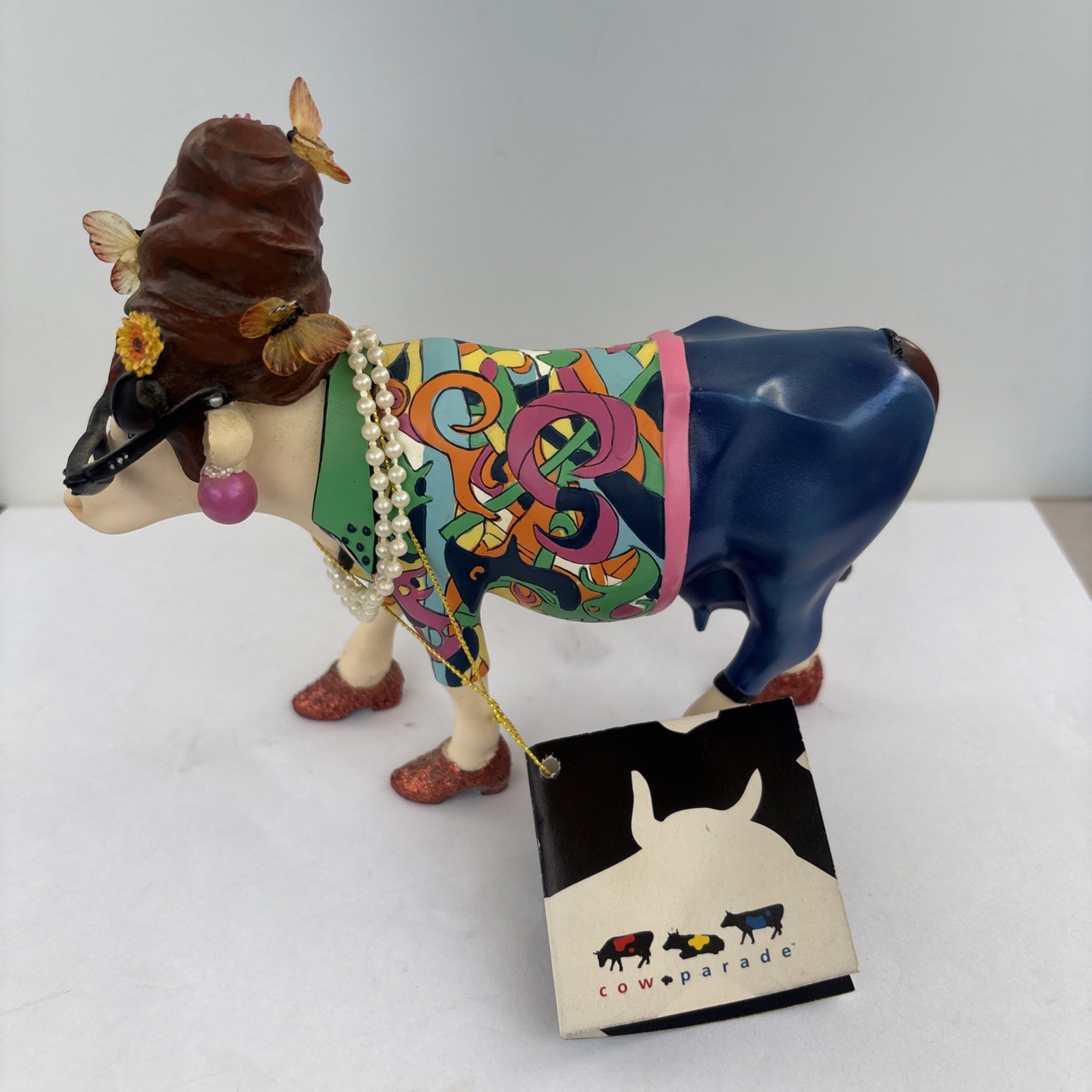 Cow Parade 2002 “BEEHIVE BOVINE” #9142 Westland Giftware
