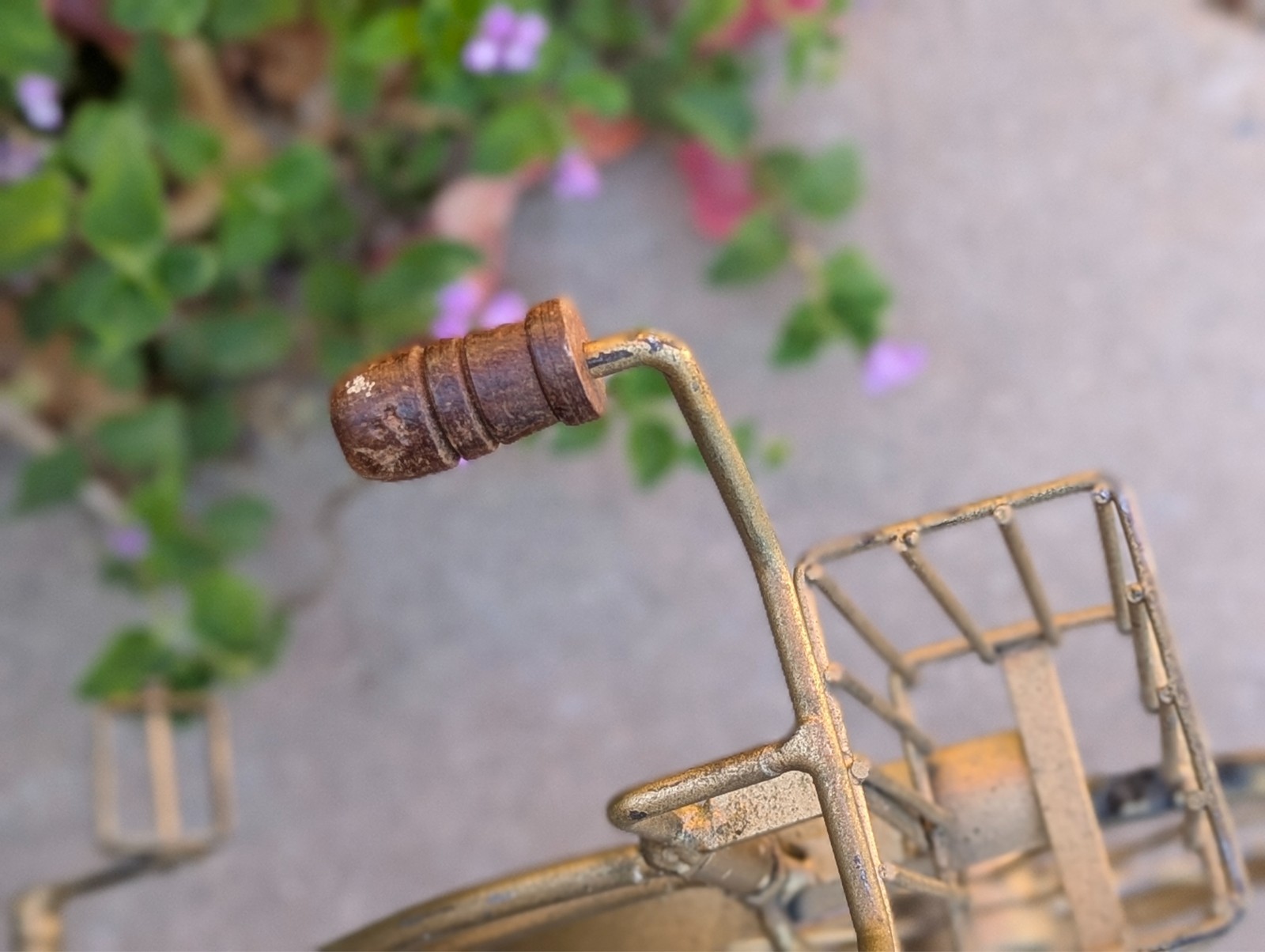 GIANT bicycle sculpture gold see photos for condition 21″ long mcm decor bike