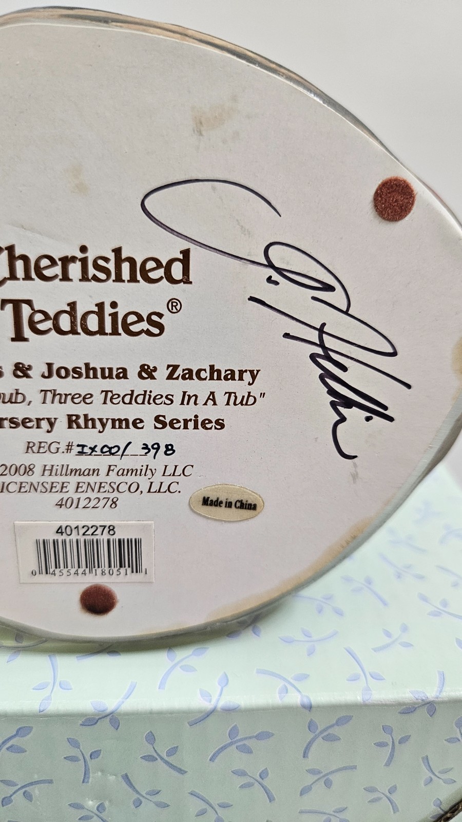 Lucas Joshua & Zachary 4012278 Rub A Dub Three Men In A Tub Signed Box Tags