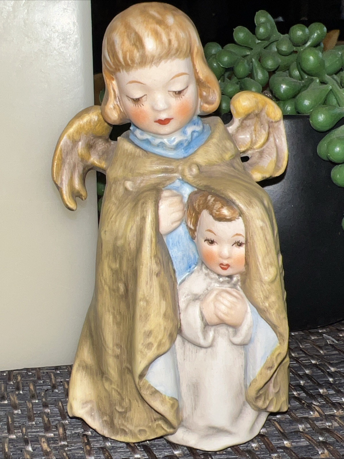 Goebel Hummel Janet Robson Creation 1959 “Guardian Angel” Figurine Rob 410