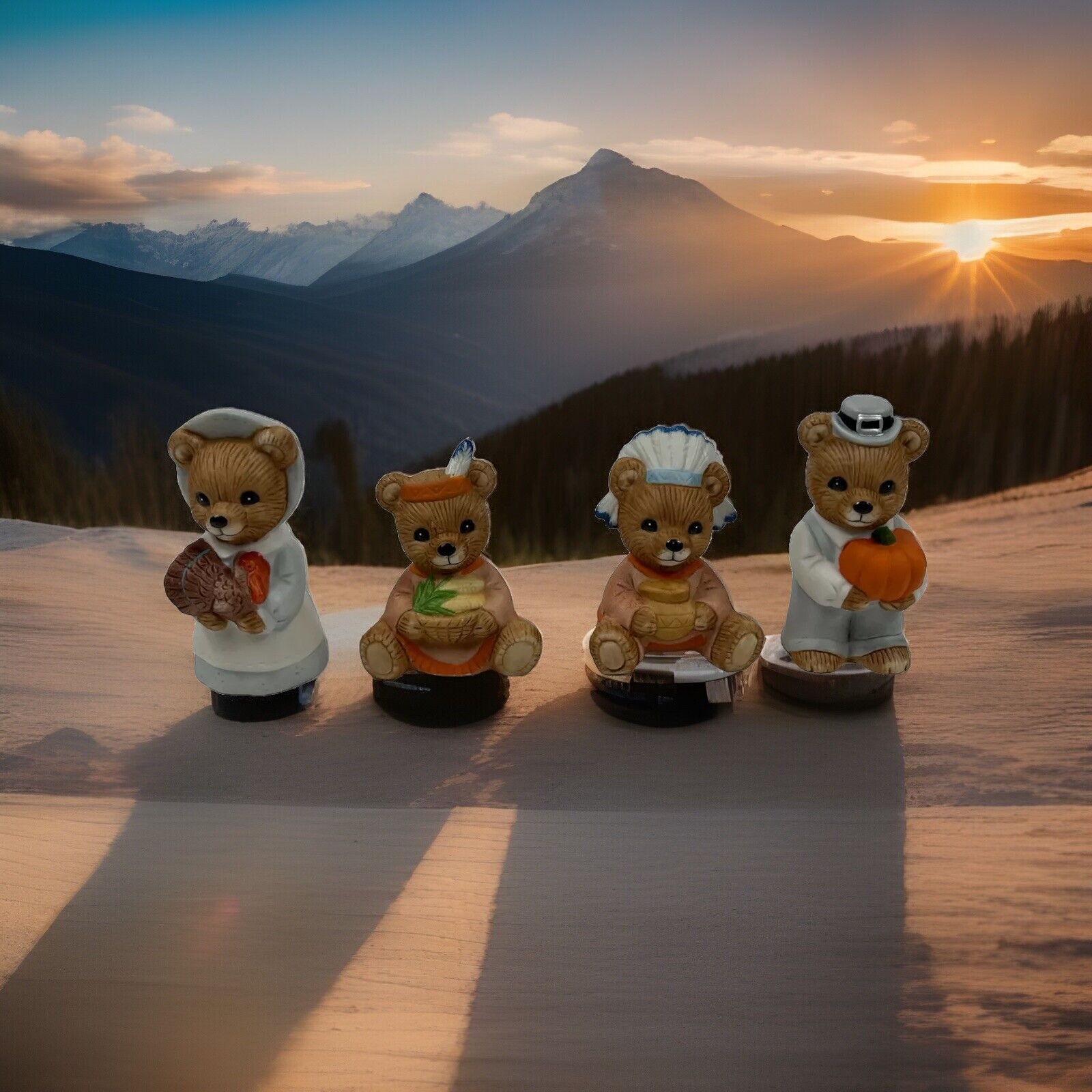 Homco 5312 Thanksgiving Bears Pilgrim Figurine Autumn Harvest Fall Set of 4 NEW
