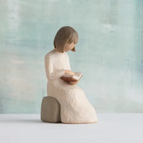 Willow Tree Figurine – Wisdom 26122 By Susan Lordi