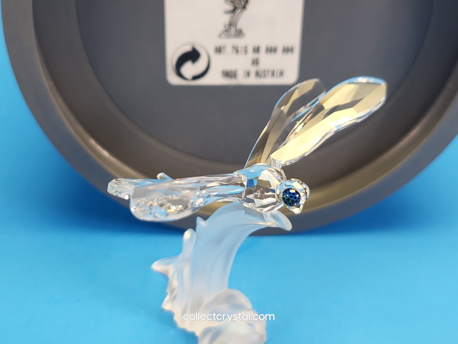 Swarovski Dragonfly Figurine Retired # 190264 -Blue/Black Eyes clear frosted fig