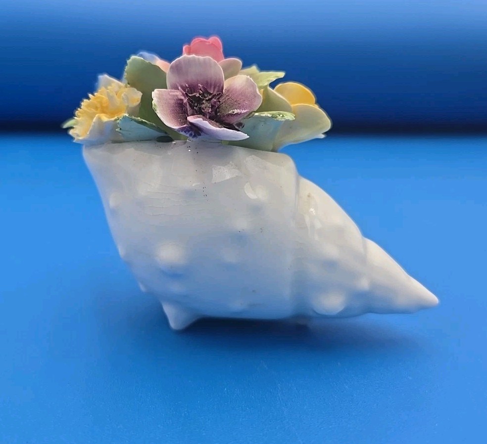 Royal Adderley Floral Flower Arrangement England Seashell Shell 2.5″ X 3.5″