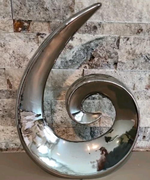 Pier 1 Silver Swirl Wave Sculpture Modern Abstract Decor Chrome Tone Retired