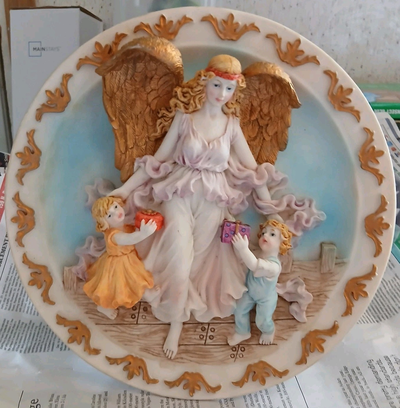 Guardian Angel Plate with Children 9.5″ 3-D Stand or Hang White & Pink)