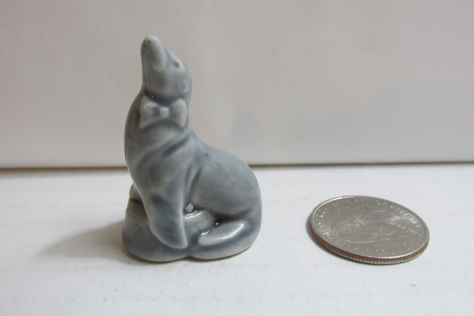Vintage Wade Eng. (( Seal )) Porcelain Figurine