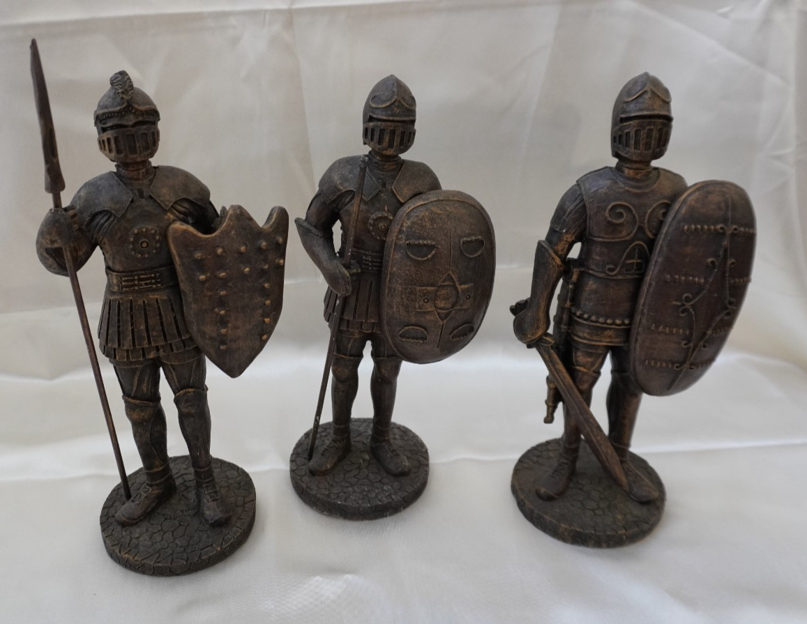 3 Medieval Knights Resin Statue Figurines 7.25″ – 8.5″ Bronze Finish Set Of 3