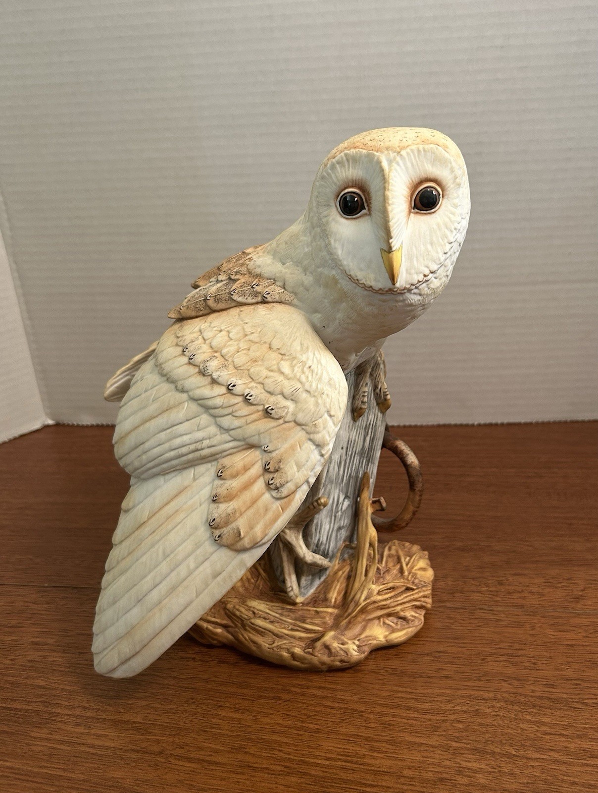 The Barn Owl 1987 Hand Painted Porcelain Figurine George McMonigle Franklin Mint