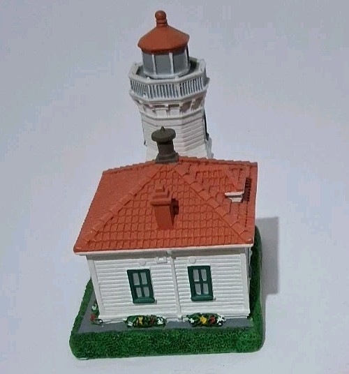 Vintage 2000 George Z. Lefton Historic American Lighthouse Mukilteo WA 3.5 IN