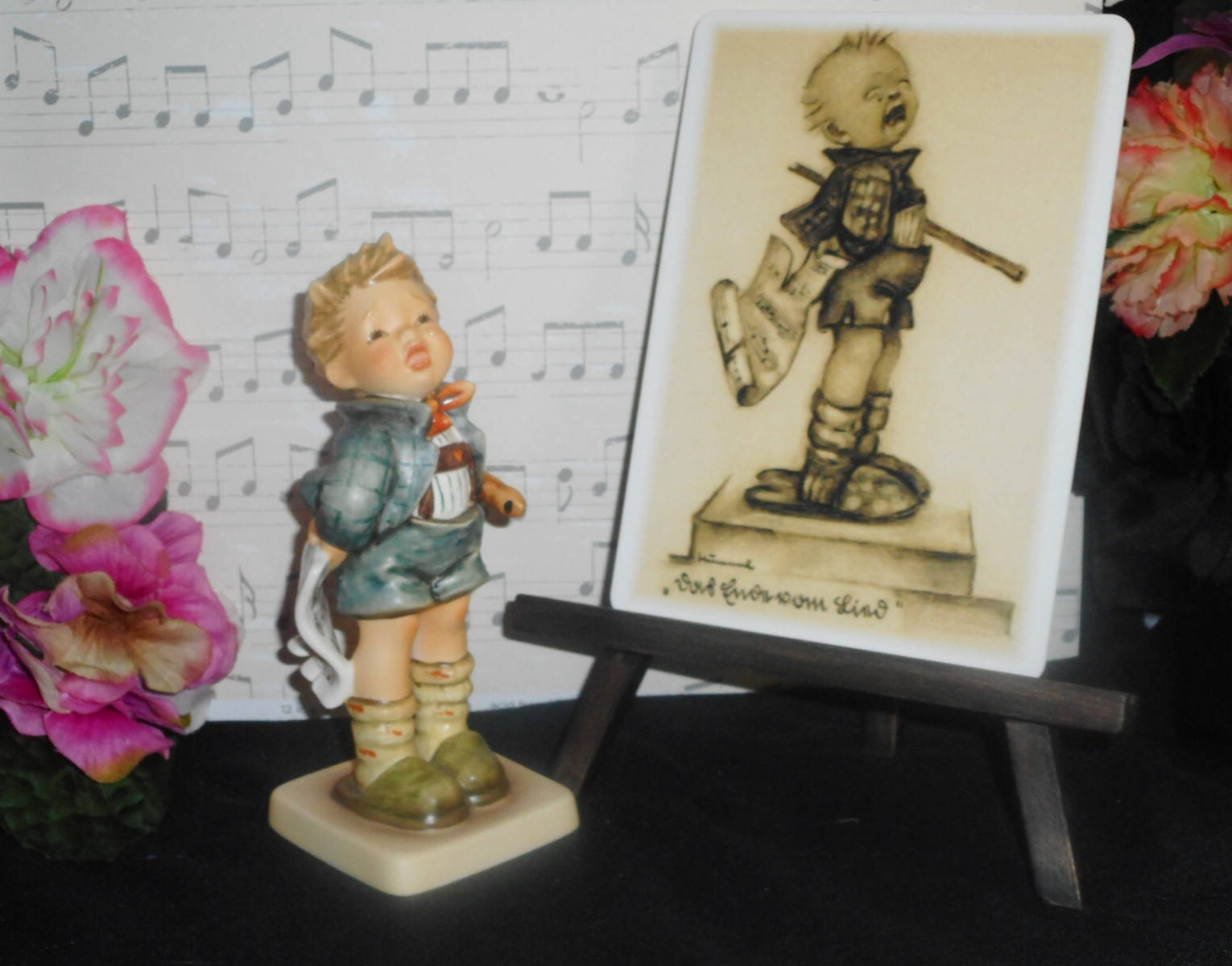 HUMMEL FIGURE SAD SONG 404 TEARS + CERAMIC POSTCARD/STAND #2209 GORGEOUS & MINT