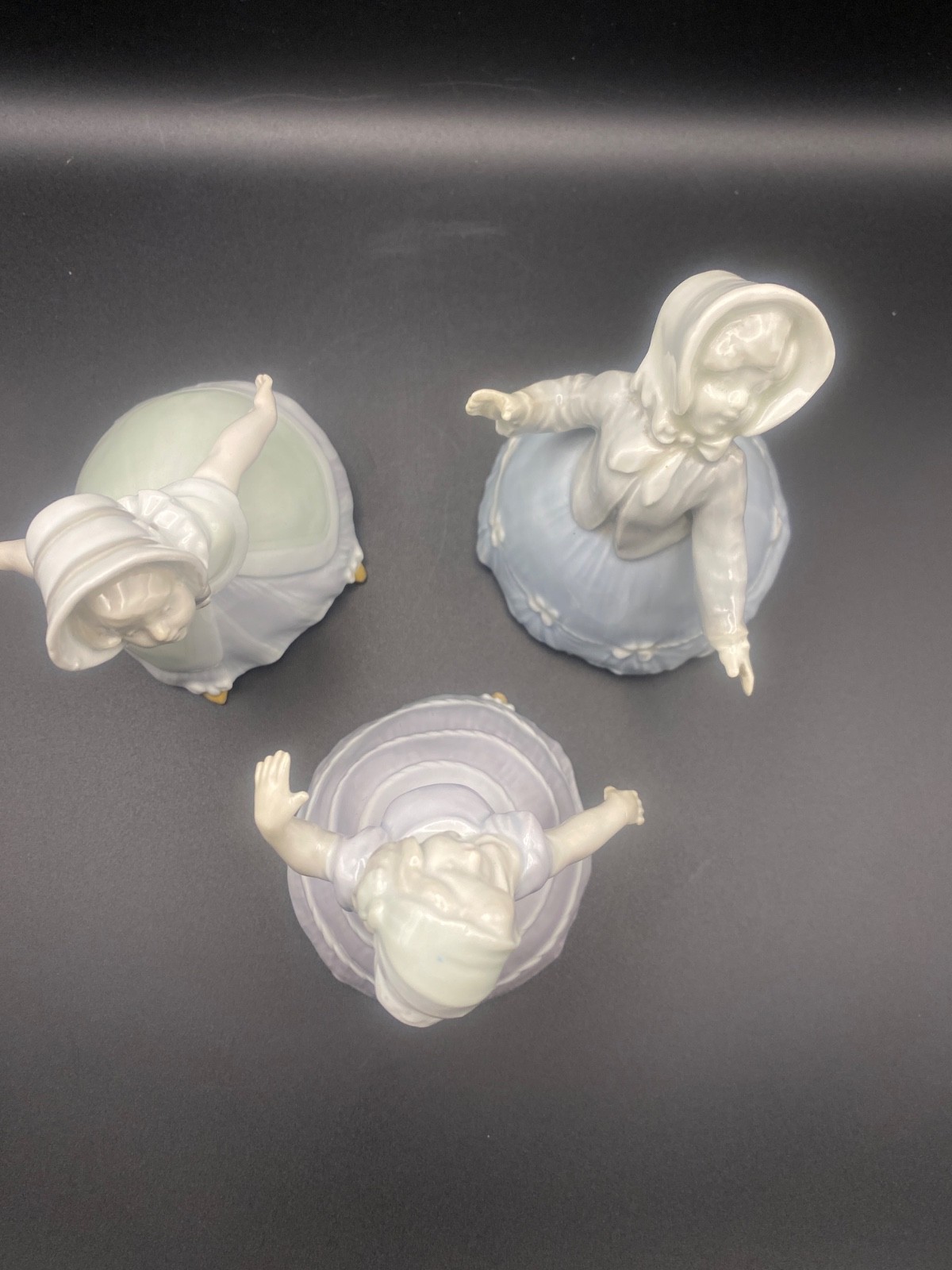 Gebruder Heubach LOT of 3 Dancing Girls group porcelain figurines Antique/0709