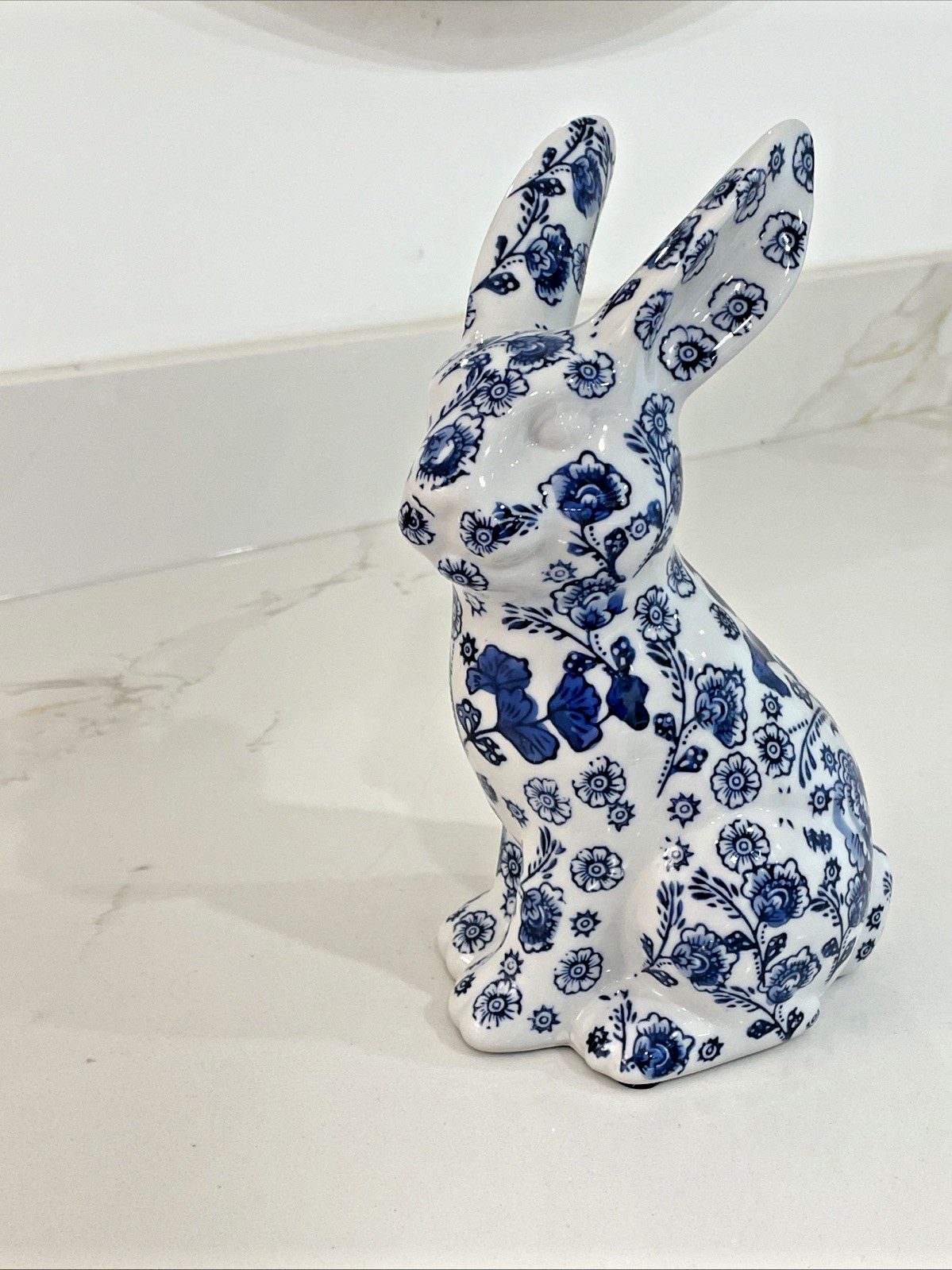 Begonia Market Rabbit Bunny Blue And White Porcelain Easter New Figurine