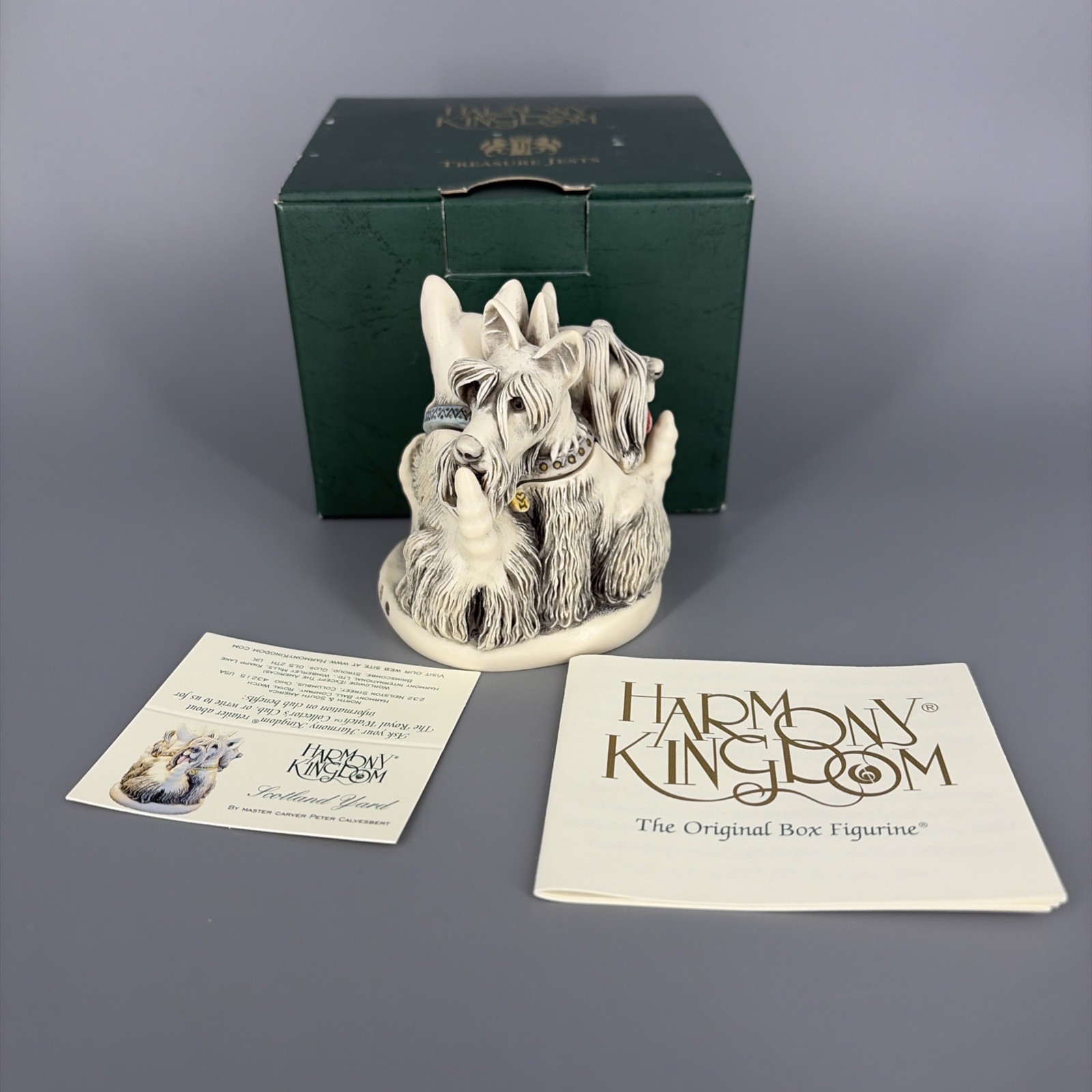 Harmony Kingdom Scotland Yard Dogs Scottish Terriers Figurine SIGNED 0975
