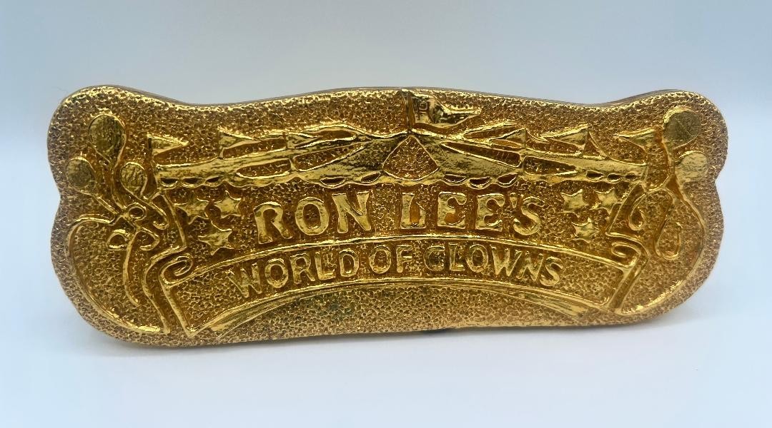 Ron Lee’s World of Clowns Gold Dealers Plaque Advertising Store Signage ~ Heavy