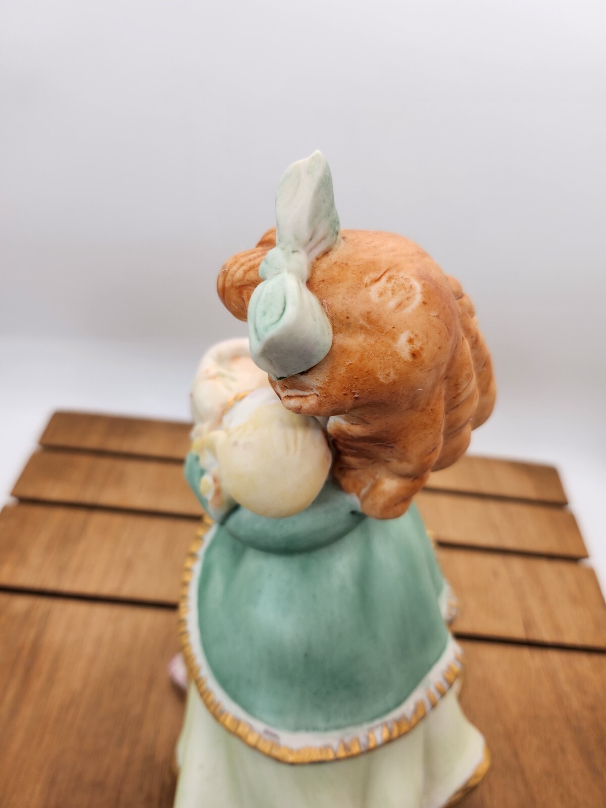 7″ – Vintage Atlantic Mold – Woman Holding A Child – See All Photos