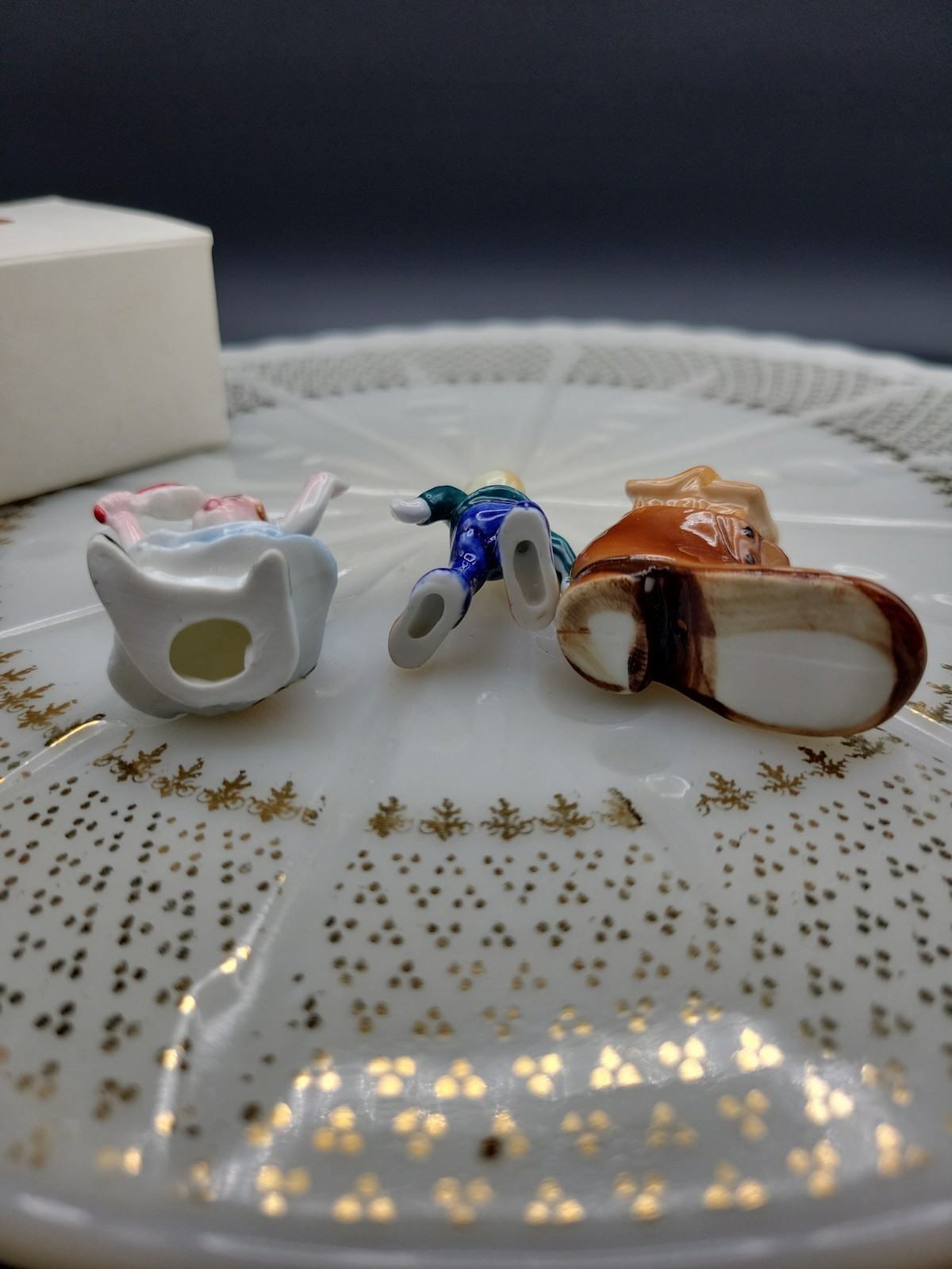 lefton figurines vintage Bone China Old Lady Who Lives In A Shoe Minature