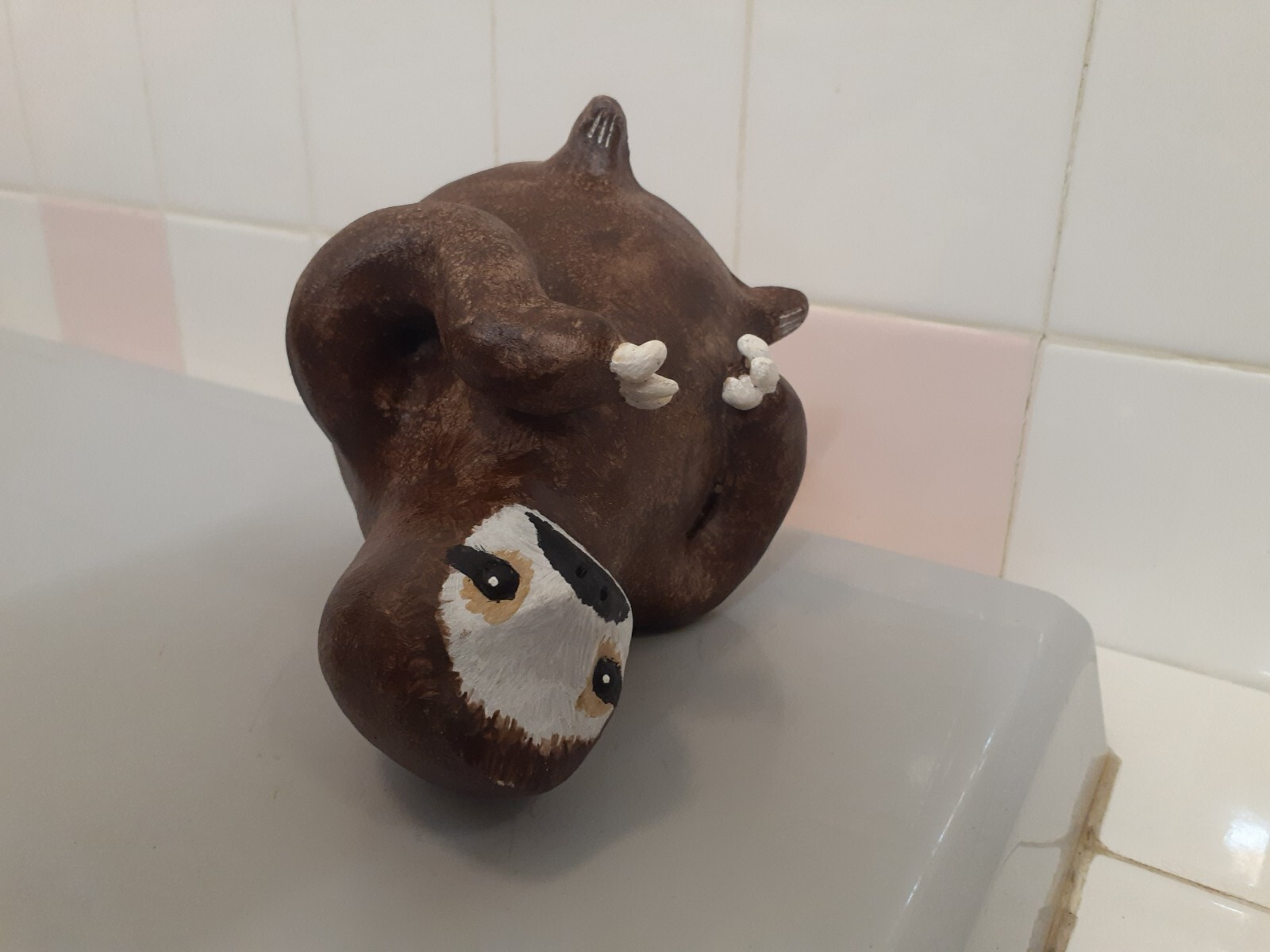 Handmade Clay/Chalkware SLOTH Figurine 5.7″ tall x 5″ x 4.9″