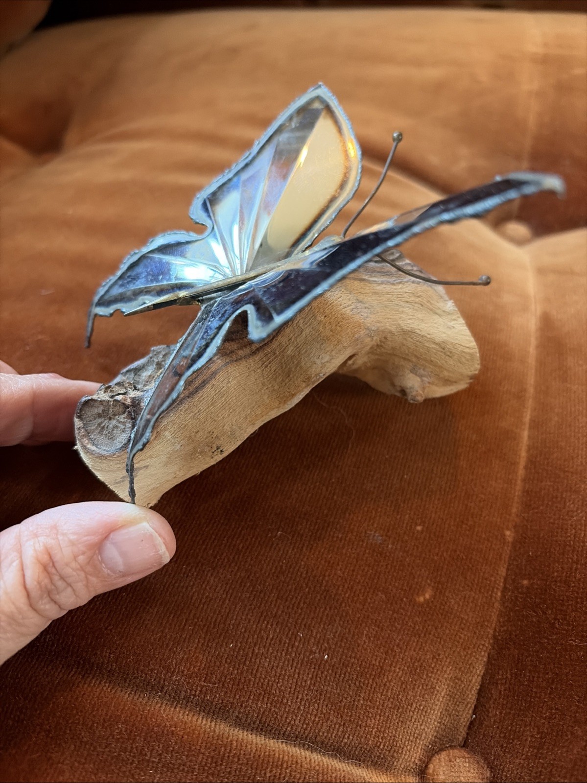 BEAUTIFUL VINTAGE BUTTERFLY METAL SCULPTURE ON DRIFT WOOD BASE