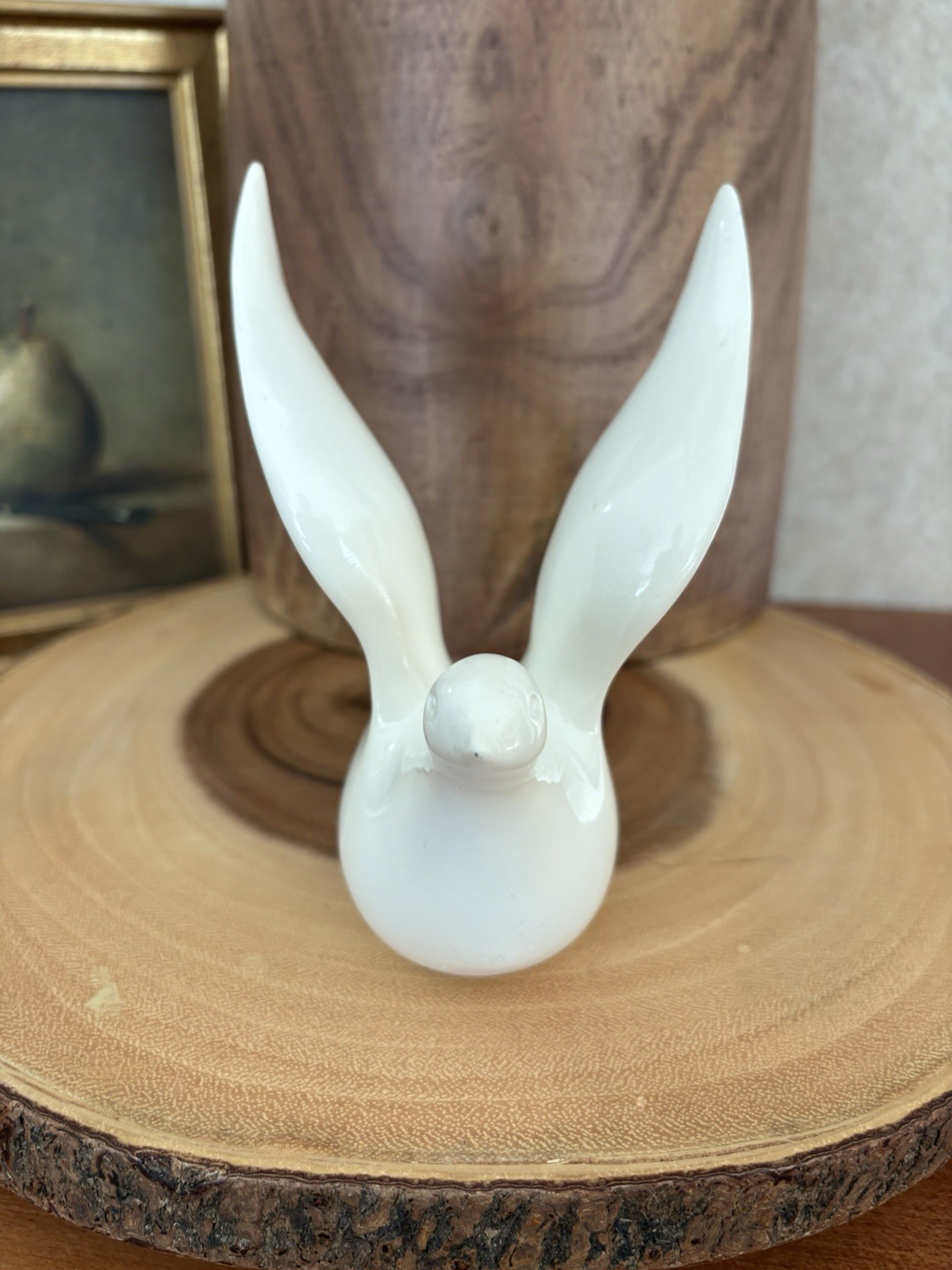 Home Interiors Doves, Porcelain, Vintage, 3” Tall, 6” Long 1998