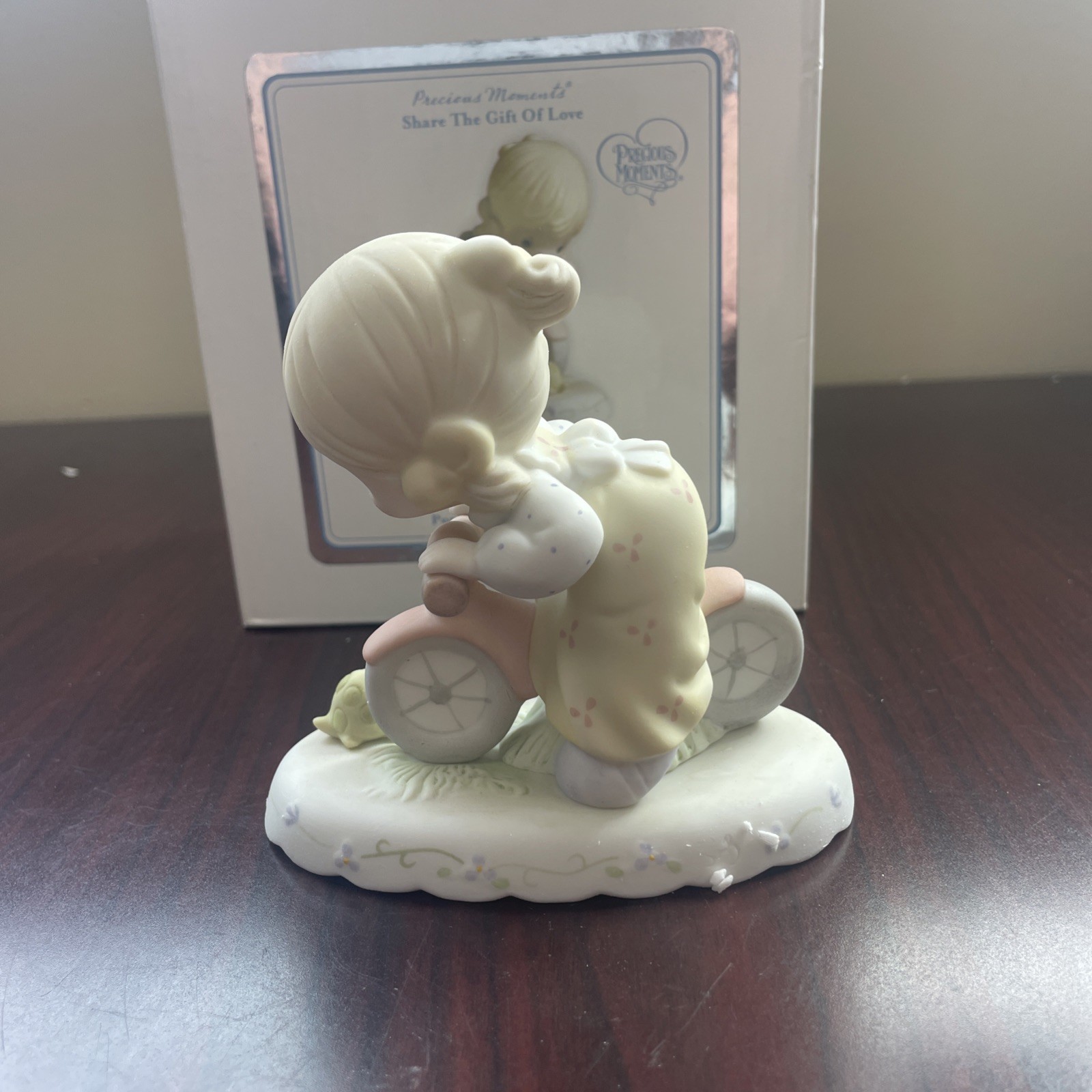 Precious Moments Growing in Grace Age 6 Blonde Girl Figurine 1994 NIB 136255