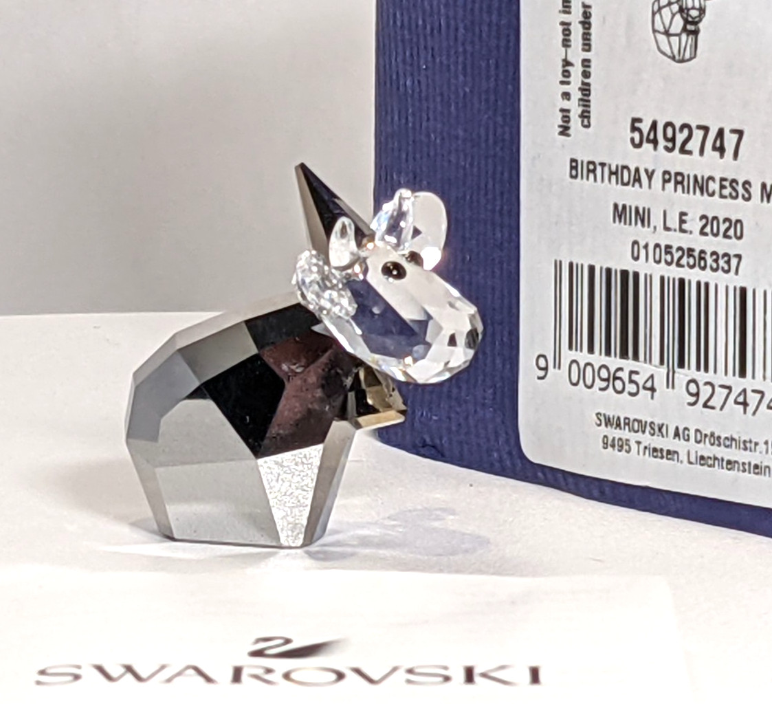 Swarovski BIRTHDAY PRINCESS MO Mini Color Crystal Figurine 5492747 Genuine* MiB!