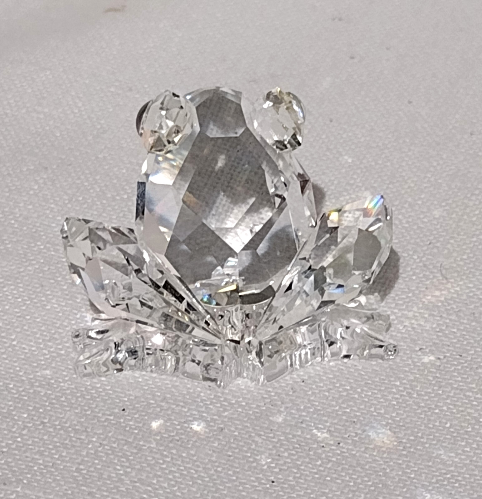 Retired Swarovski Beauties of the Lake Series FROG – 7642 000 001