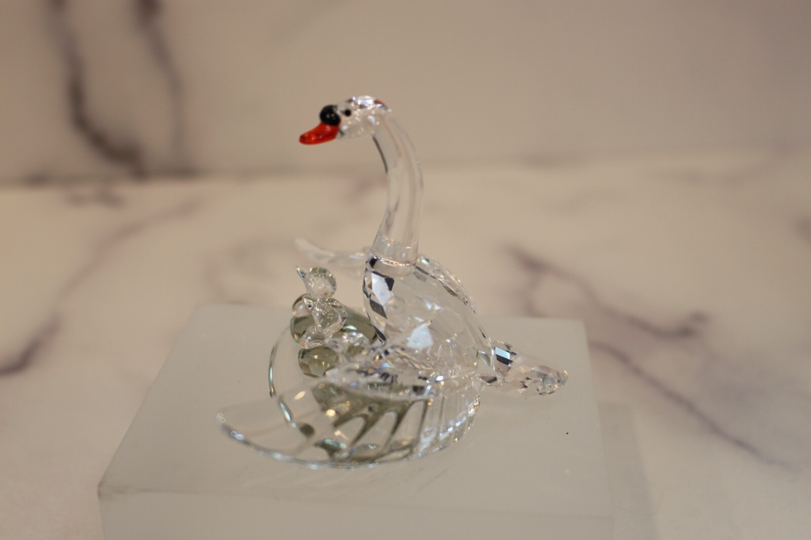Swarovski Crystal Swan Family Beauties of the Lake Series Retired