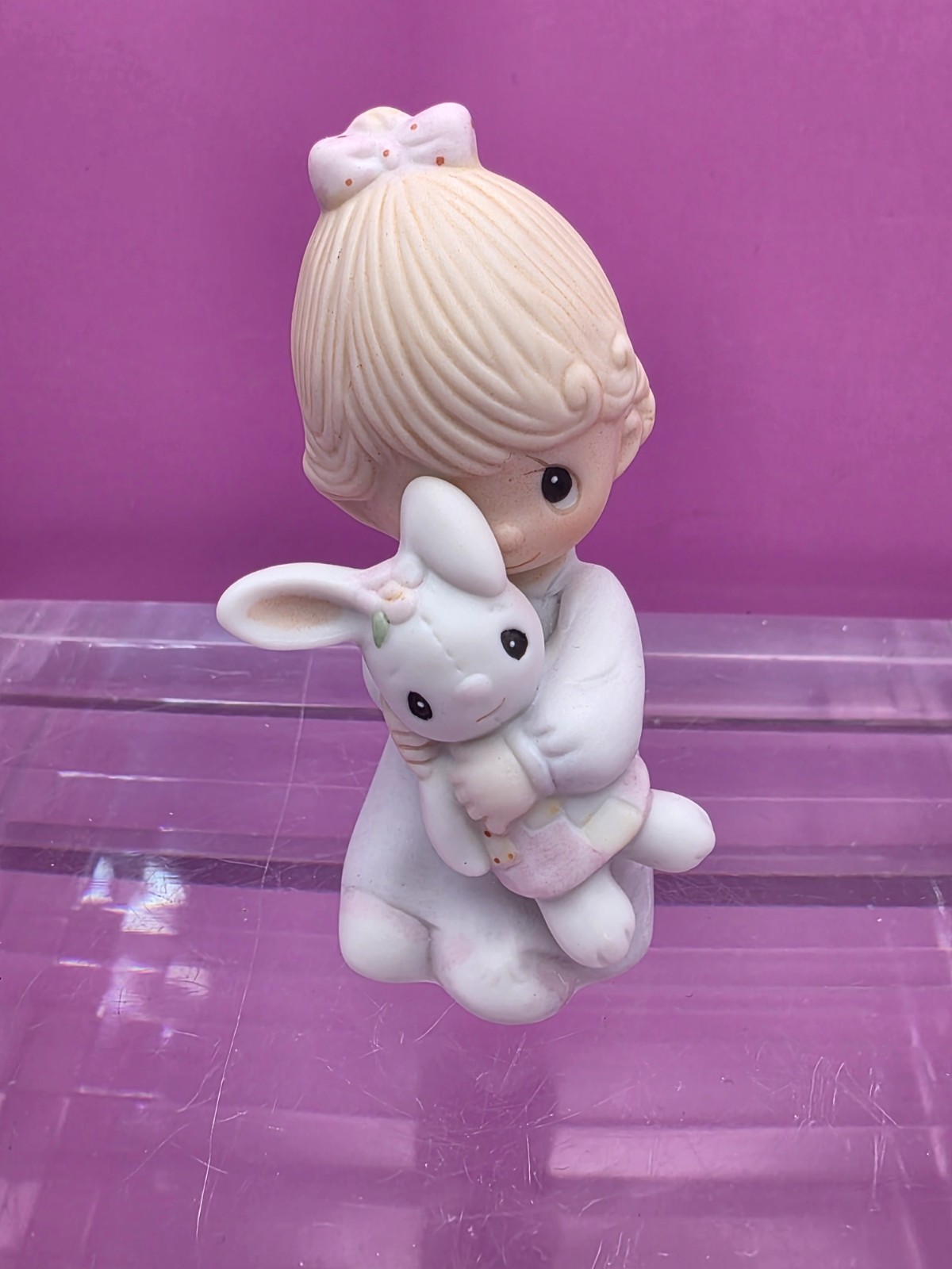 Precious Moments “Jesus Loves Me” Girl with Bunny Figurine 1982 ENESCO E-9279