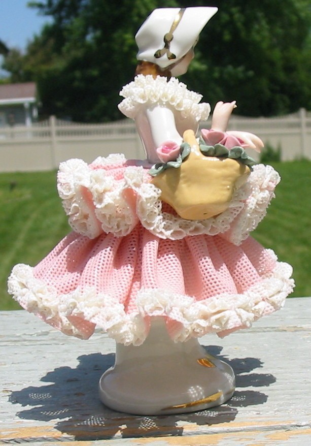 Vintage Dreden Ruffle Lace Pink Lady Rose Basket Germany 5″ Bonnet Girl Figure