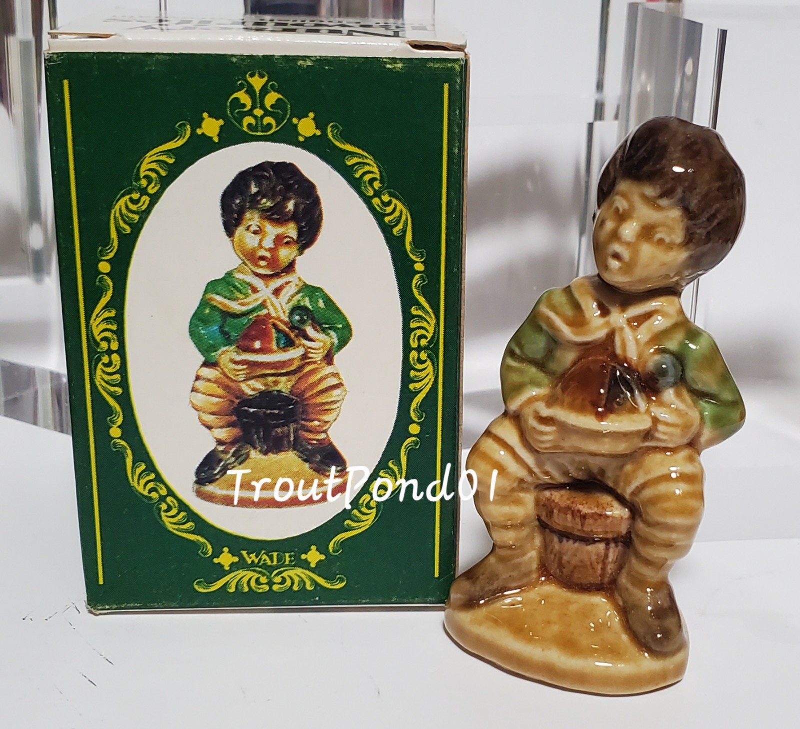 Wade Nursery Favourites Figurine #4 Set 1 1972 Little Jack Horner Blow Up w/ Box