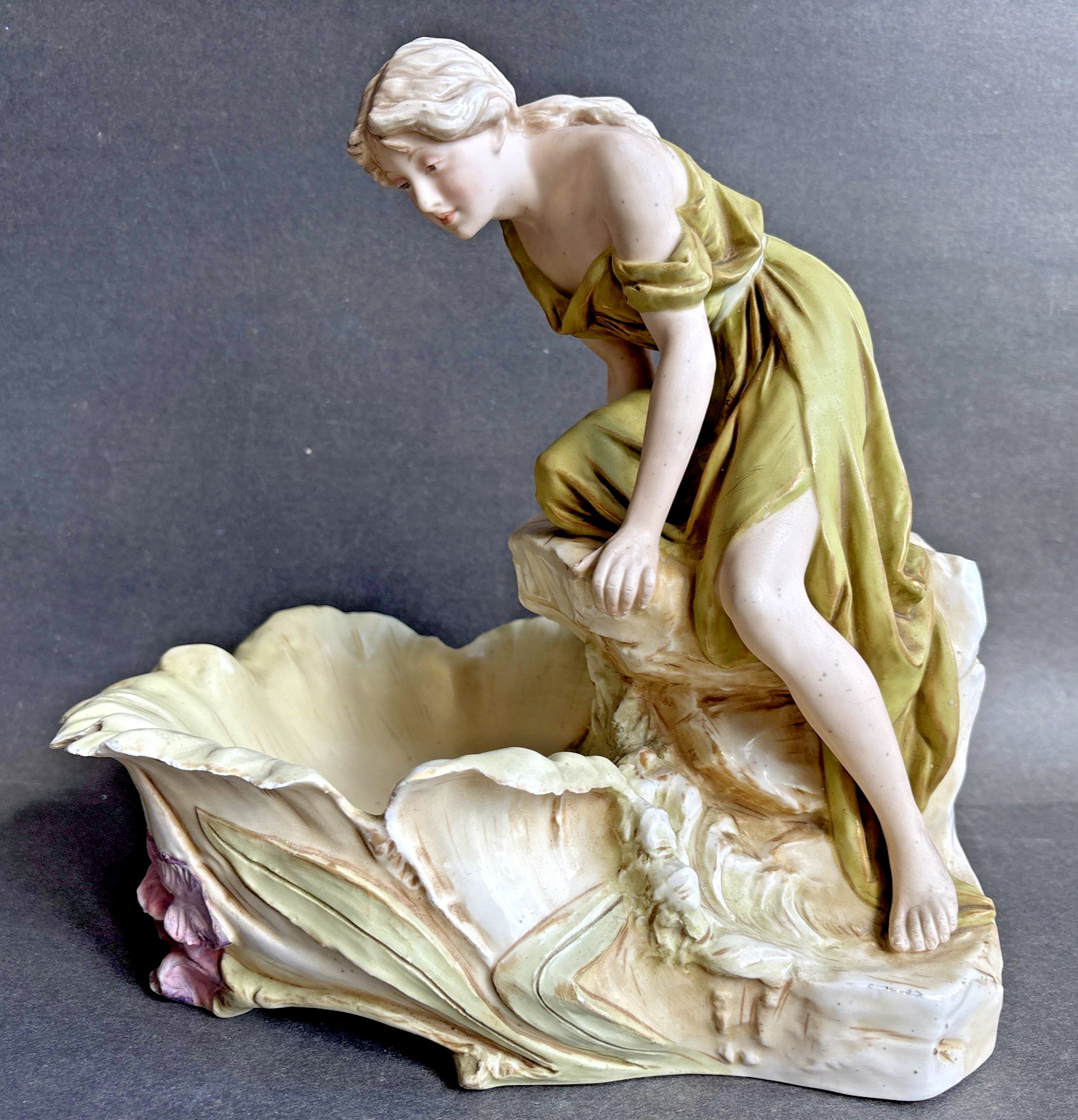 Royal Dux-BEAUTIFUL ART NOUVEAU FIGURAL CENTERPIECE BOWL/VASE-C1900