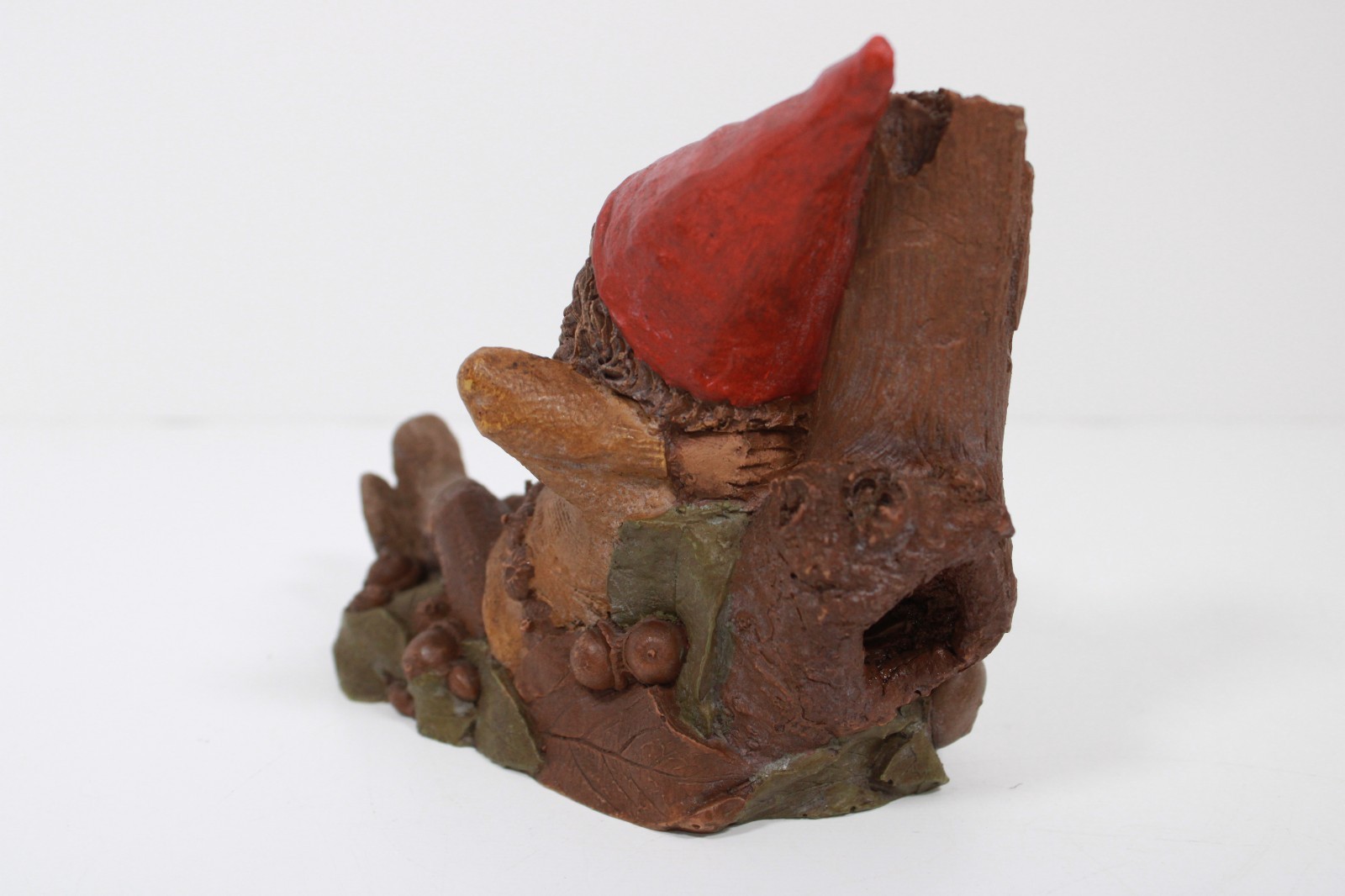 Tom Clark Vintage 1983 Saturday Gnome #58 Lying By a Tree Trunk Figurine