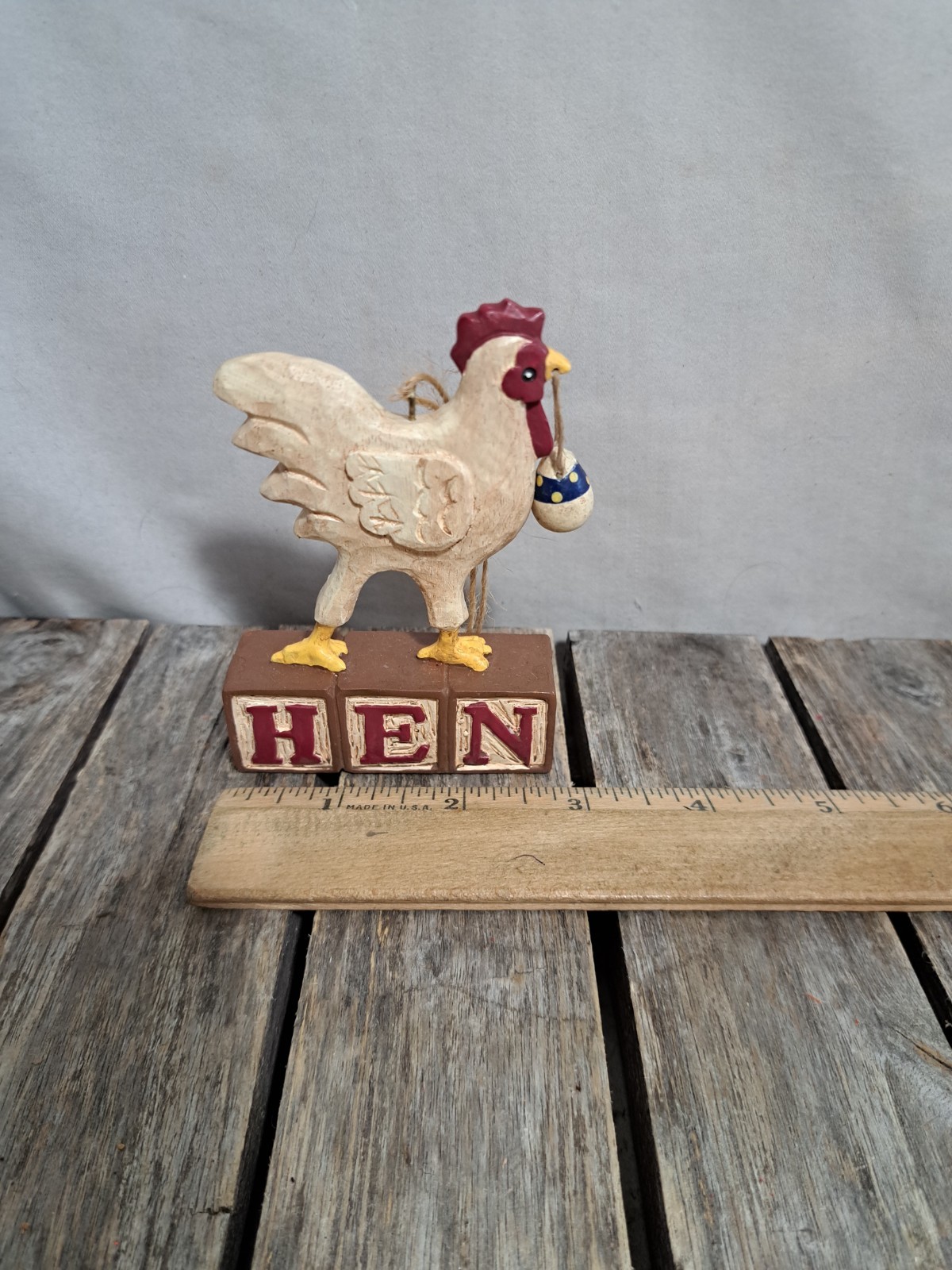 Resin Ornament Chicken Hen Carrying an Egg Adorable #5017L497