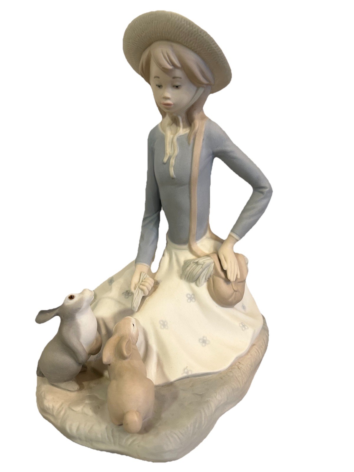 Vintage Zaphir by Lladro “Girl Feeding Rabbits” Matte Porcelain Figurine 9.25” H