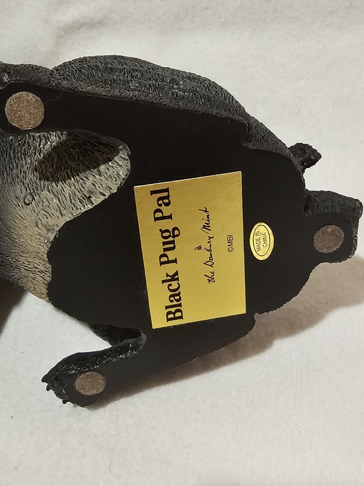Adorable Danbury Mint “Pug Pal” Sitting Black Dog Puppy 8.5″ Figurine Statue