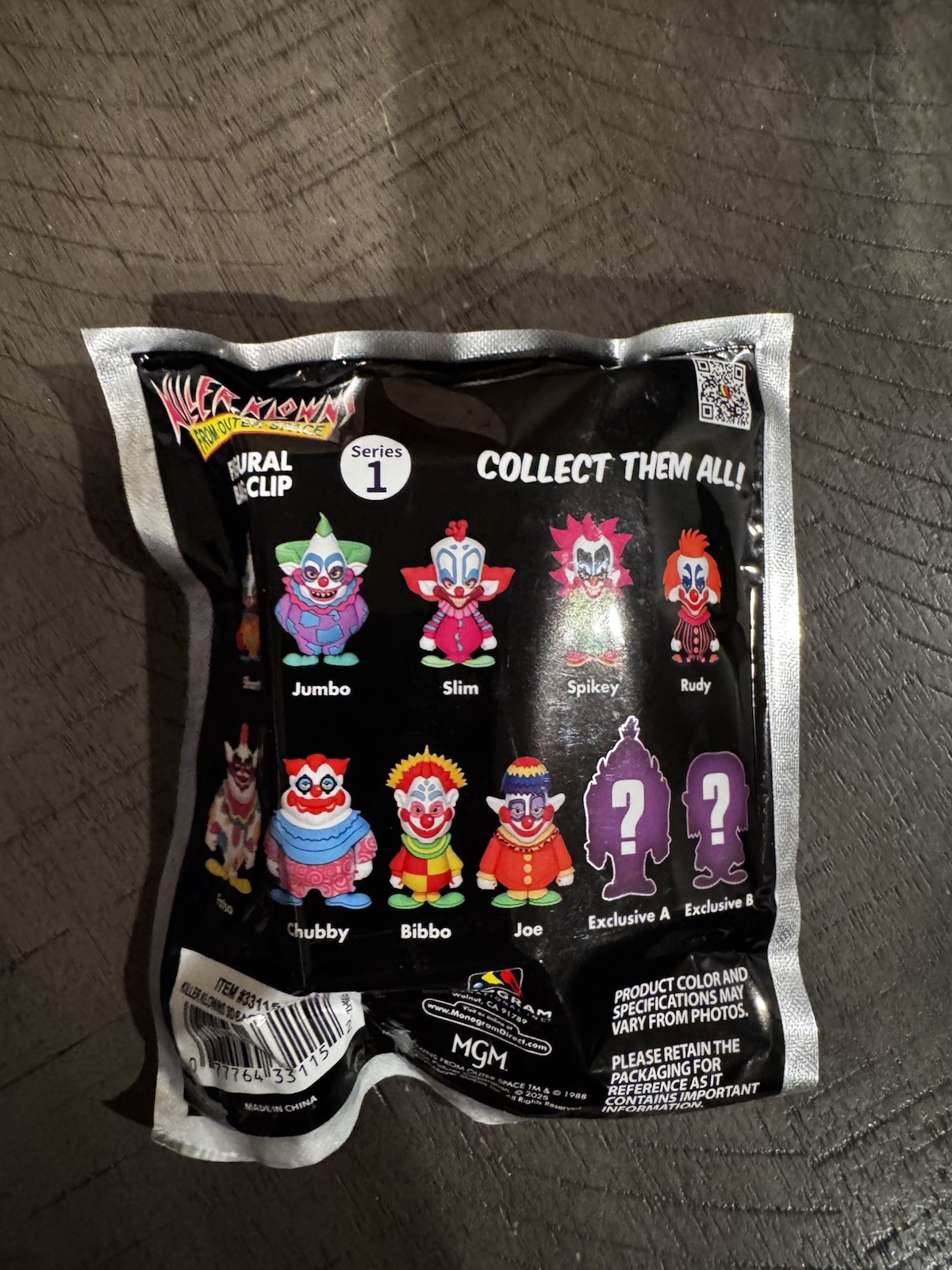 Monogram Killer Klowns From Outer Space Series 1 3D Foam Bag Clip (Sealed)