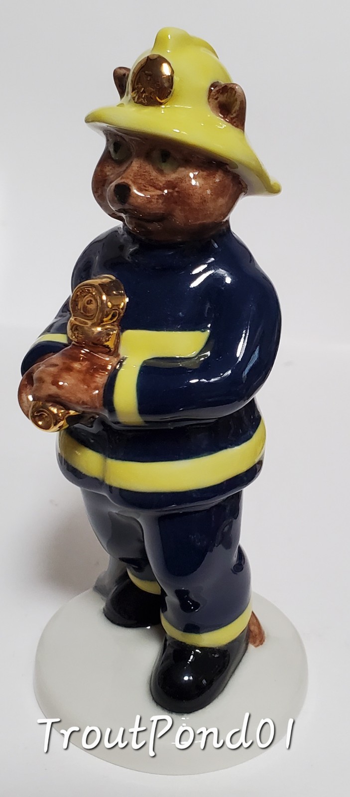 Wade Catkins Fireman 2000 LE 250 Lg Blow-Up 5 In Porcelain Cat Figurine UKI Ltd