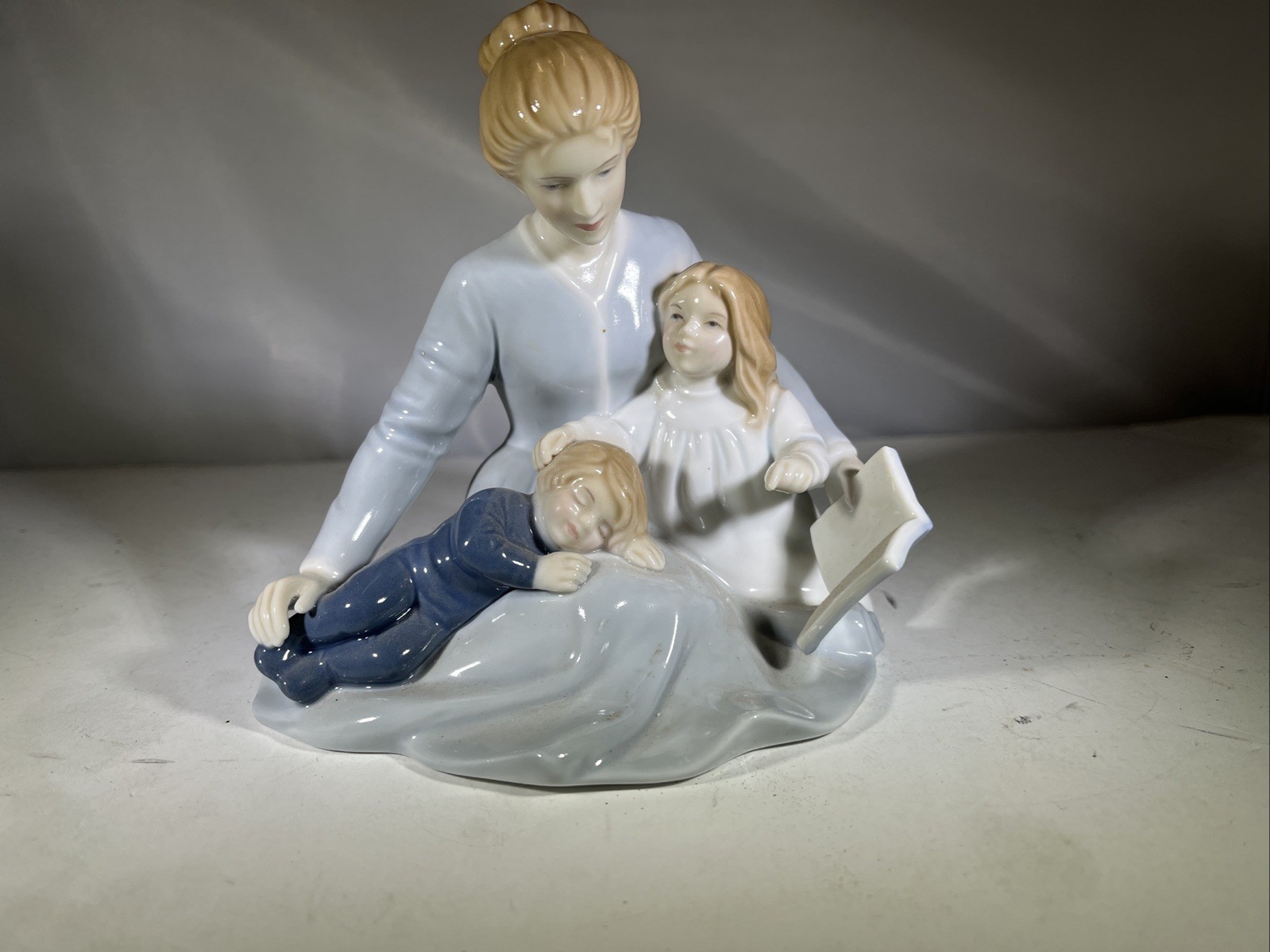 A Mother’s Touch Porcelain Figurine from Avon 1984 Mother With Two Children