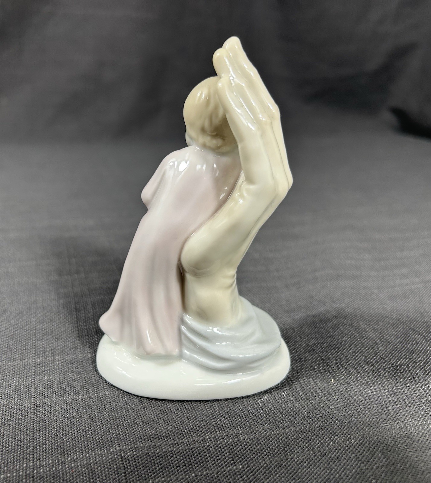 Vintage 1983 Roman Japan Palm Of My Hand Figurine Little Girl Isaiah 49:15
