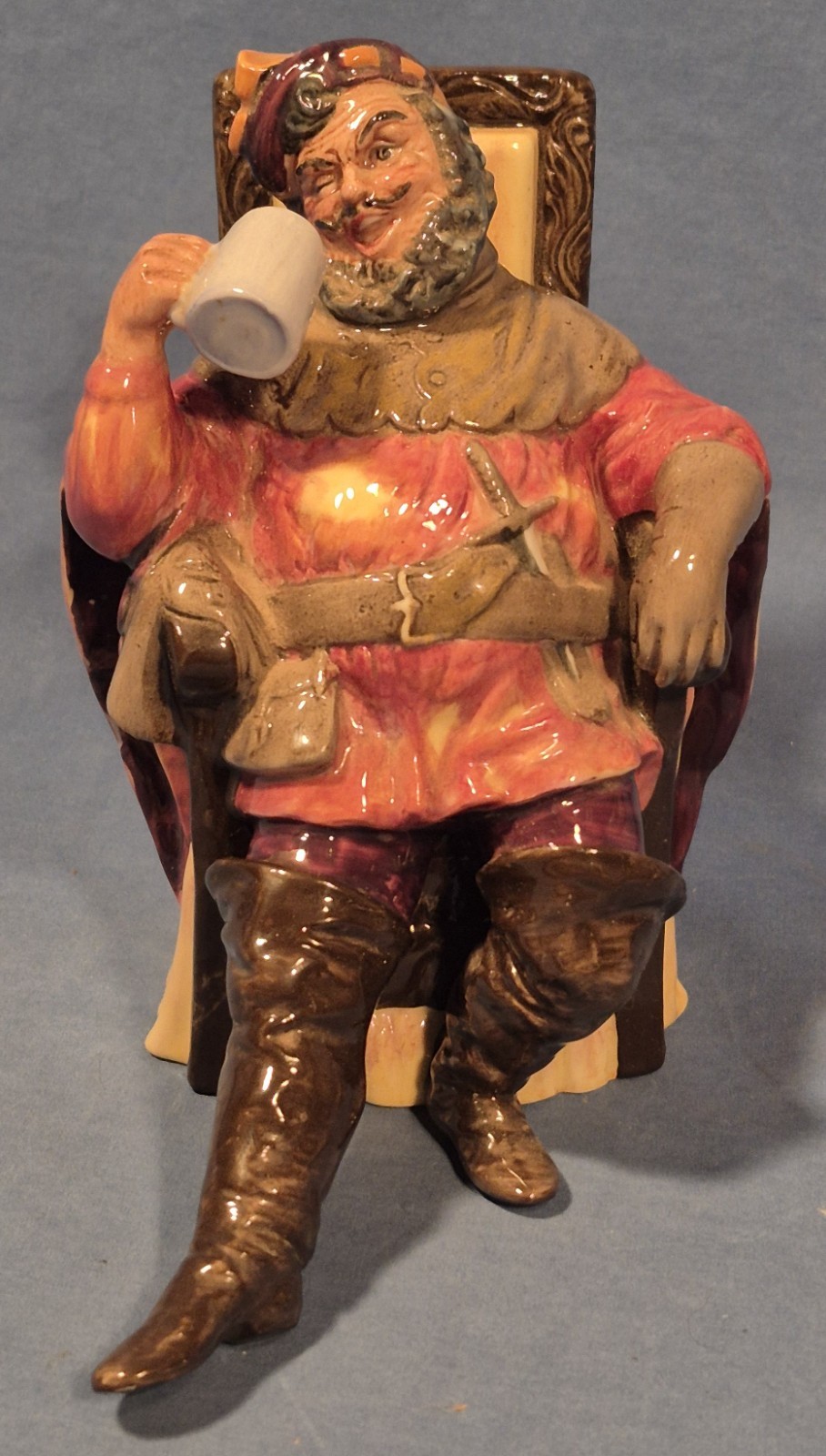Royal Doulton Figurine The Foaming Quart, HN 2162, 5 1/2″ Tall