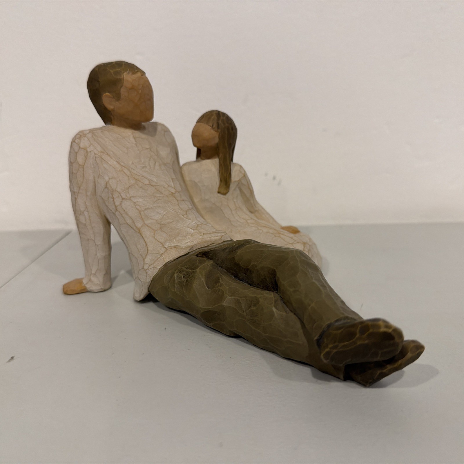 Willow Tree 26031 Father and Daughter sculpted figure by Susan Lordi.