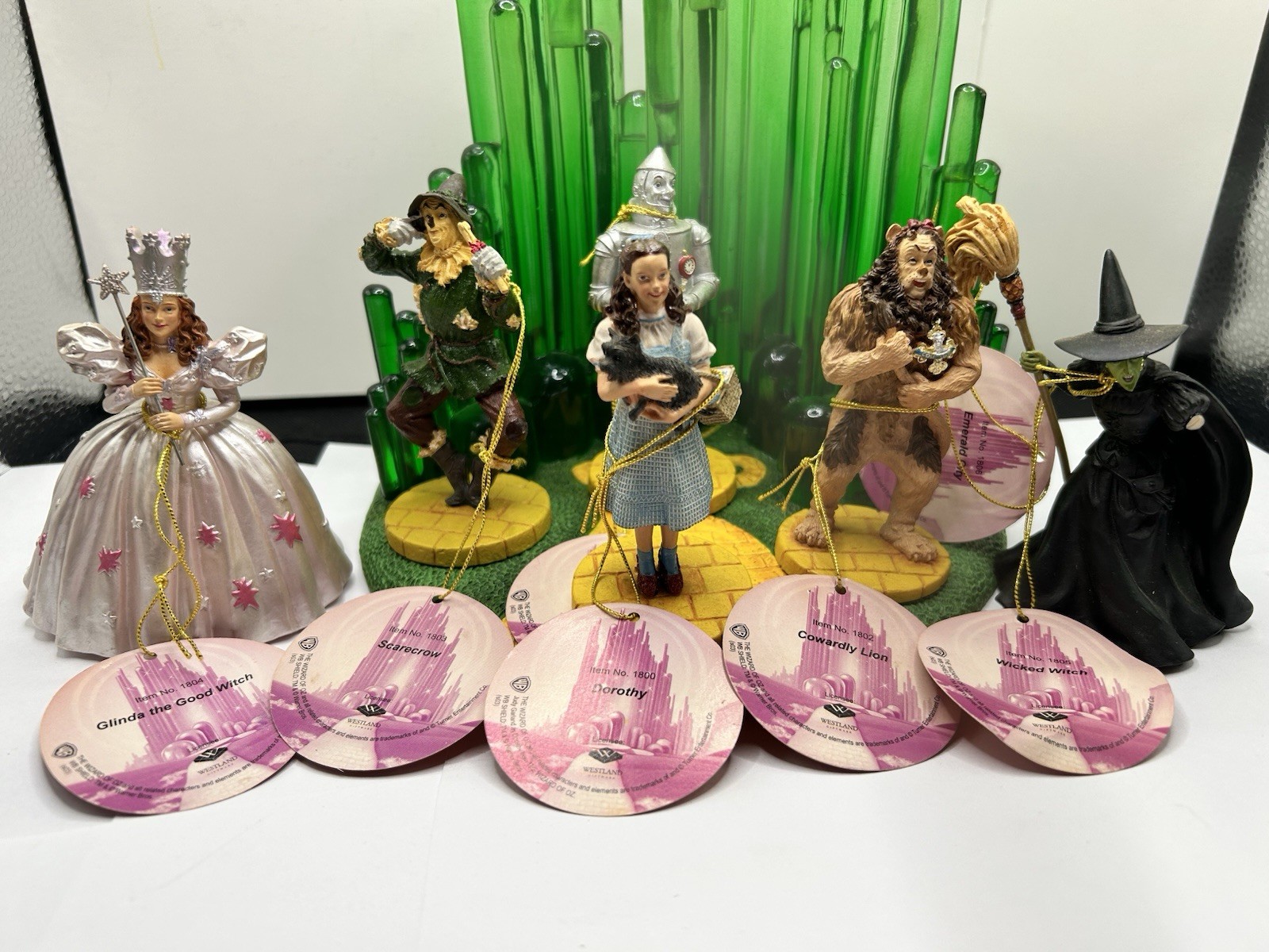 Westland Emerald City Wizard of Oz 1806 with 6 Figurine Figures Set Collectible