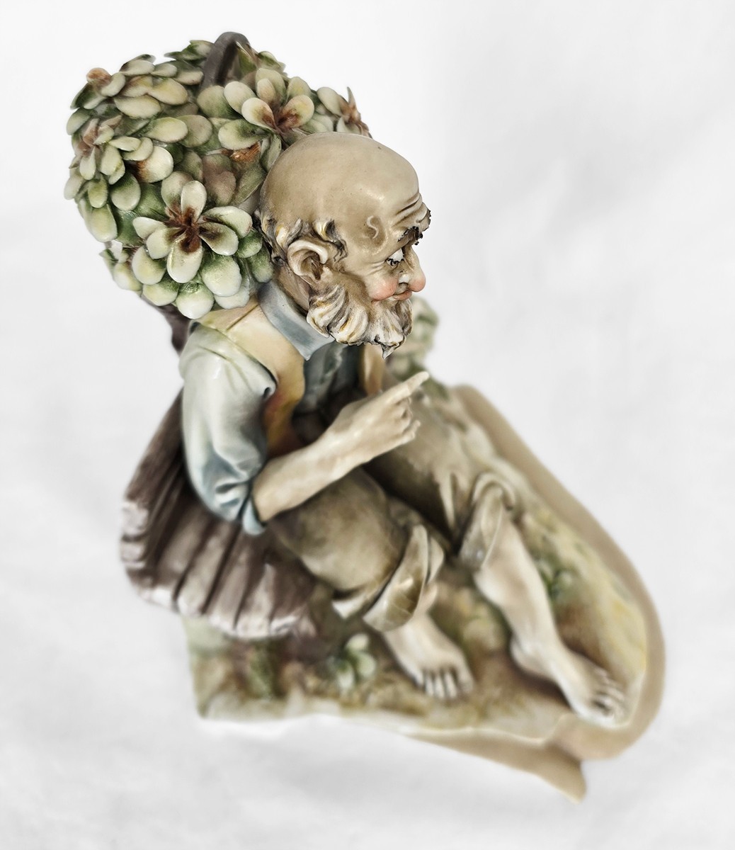 6″ Rare Vintage Borsato Seated Man w/ Flower Basket Figurine Italy c.1970s-1980s
