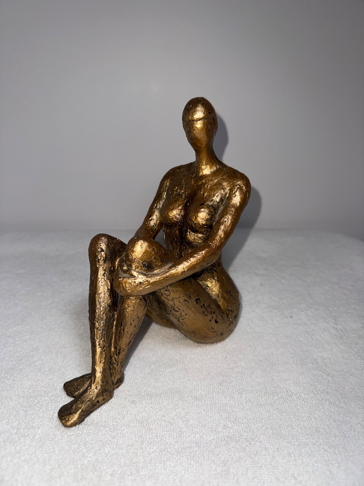 Seated Nude Figural Lady VTG Elegant Decor Gold Toned Resin Abstract Art