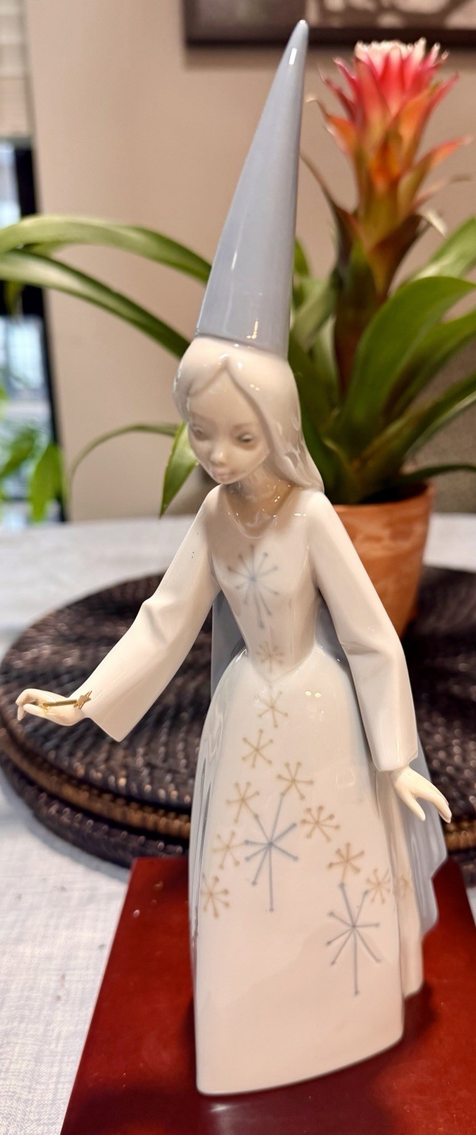LLADRO FAIRY GODMOTHER WITH WAND #4595 RETIRED 11-1/8″IN TALL- NO BOX