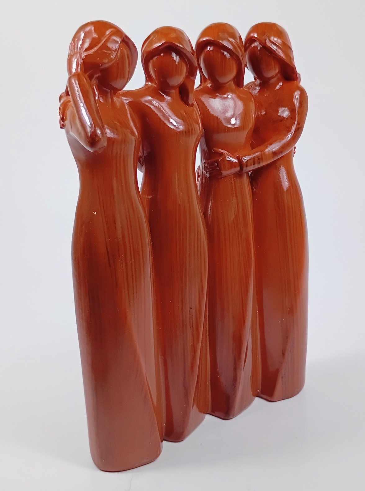 Friendship / Sisterhood Resin 7″ Statue, Made in New Zealand.
