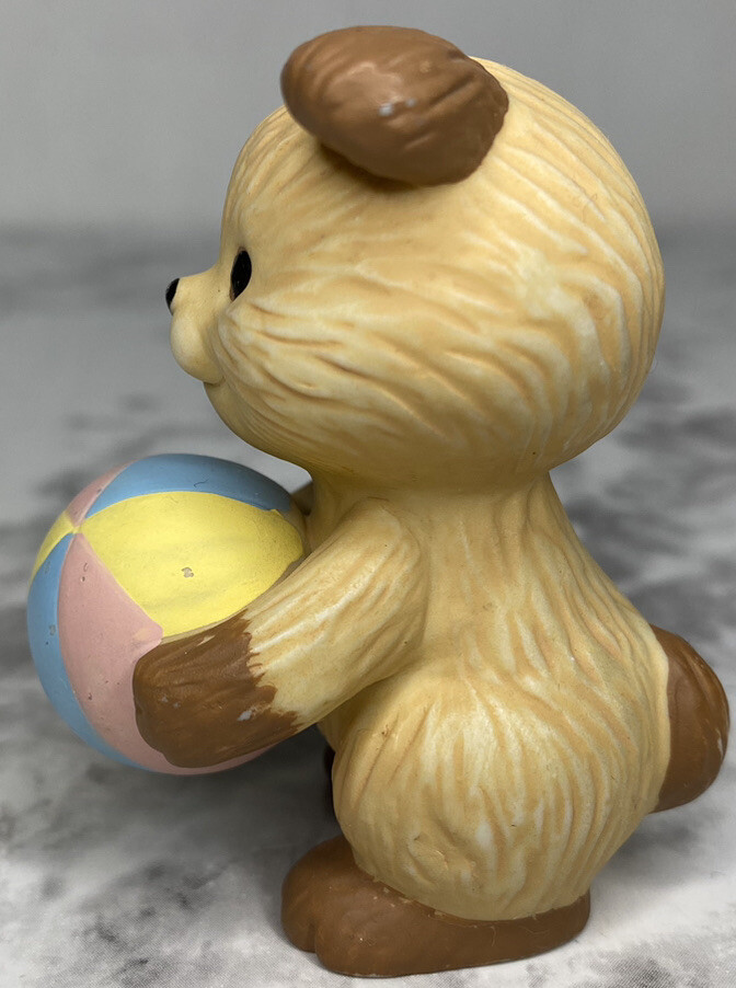 Vintage 1992 Avon Beige & Brown Puppy with Beach Ball Figurine Collectibles