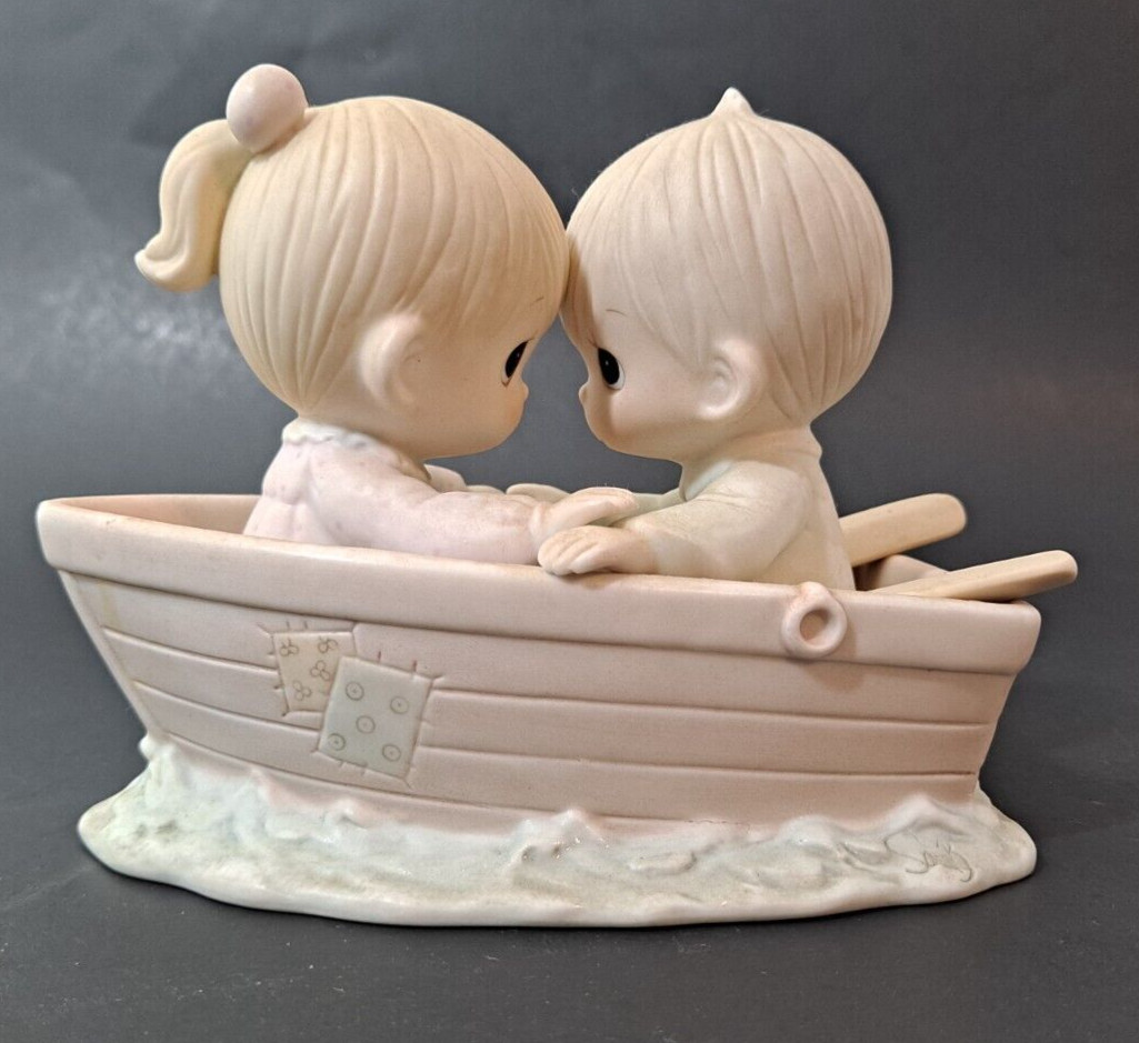 Precious Moments 1985 “Friends Never Drift Apart” # 100250 – 5.25″Lx4.50″Wx3.5″H